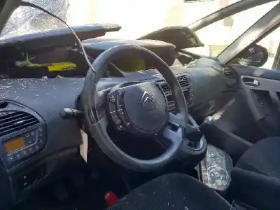 Здавання транспортного засобу citroen c4 picasso 1.8 року 2007 потужний 6fy