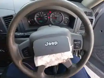 Veículo de Sucata jeep gr. cherokee (wh) 3.0 crd overland do ano 2007 alimentado 642980