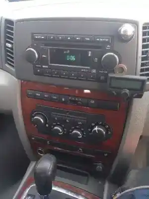 Veículo de Sucata jeep gr. cherokee (wh) 3.0 crd overland do ano 2007 alimentado 642980