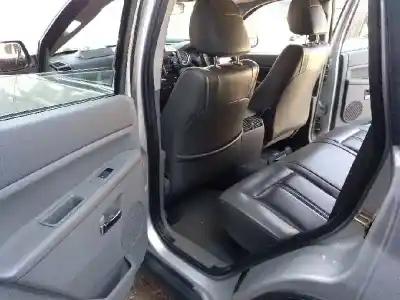 Veículo de Sucata jeep gr. cherokee (wh) 3.0 crd overland do ano 2007 alimentado 642980