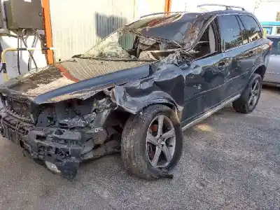 Утилизация автомобиля VOLVO XC90 2.4 Turbodiesel CAT года 2013 питание D5244T18