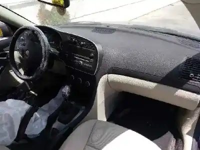 Véhicule à la ferraille saab 9-3 sport sedán griffin de l'année 2011 alimenté a19dtr