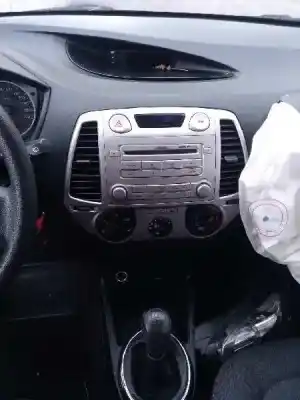 Veículo de Sucata hyundai i20 i (pb, pbt) 1.4 crdi do ano 2011 alimentado d4fc