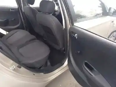 Veículo de Sucata hyundai i20 i (pb, pbt) 1.4 crdi do ano 2011 alimentado d4fc