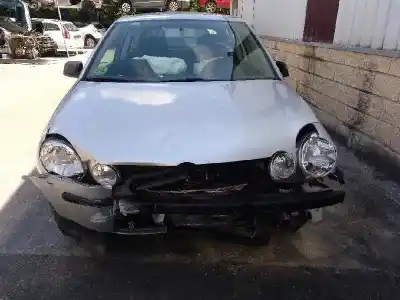 Здавання транспортного засобу volkswagen polo (9n1) 1.2 року 2002 потужний awy