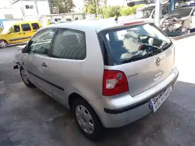 Здавання транспортного засобу volkswagen polo (9n1) 1.2 року 2002 потужний awy