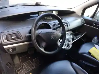 Vehículo de desguace peugeot                                            807                                                                                                                                                                                                                                                        premium                                                                                                                                                                                                                                                    del año 2011 con motor rhh