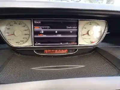 Vehículo de desguace peugeot                                            807                                                                                                                                                                                                                                                        premium                                                                                                                                                                                                                                                    del año 2011 con motor rhh