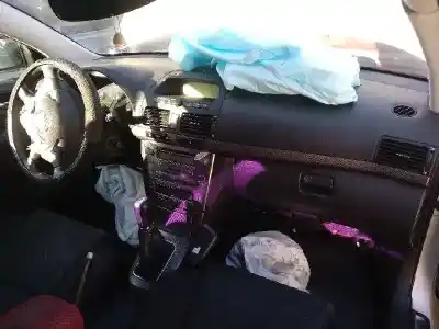 Vehicul casat toyota avensis berlina (t25) 1.8 sol sedán al anului 2004 alimentat 1zzfe
