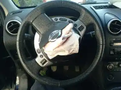 Véhicule à la ferraille nissan qashqai / qashqai +2 i (j10, nj10, jj10e) 2.0 dci de l'année 2008 alimenté m9r832