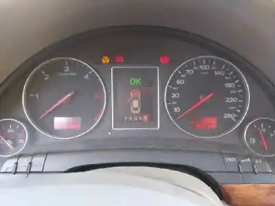 Scrapping Vehicle audi a4 berlina (8e) 2.5 v6 24v tdi of the year 2002 powered ake