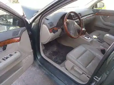 Scrapping Vehicle audi a4 berlina (8e) 2.5 v6 24v tdi of the year 2002 powered ake