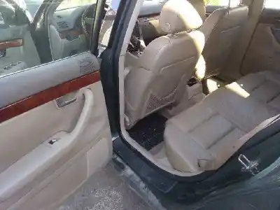 Scrapping Vehicle audi a4 berlina (8e) 2.5 v6 24v tdi of the year 2002 powered ake