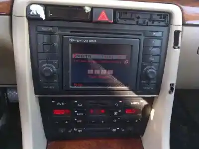 Scrapping Vehicle audi a4 berlina (8e) 2.5 v6 24v tdi of the year 2002 powered ake