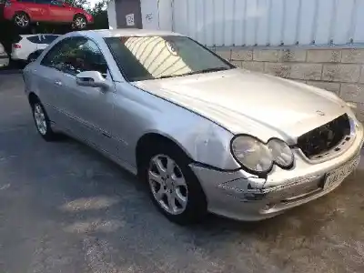 Véhicule à la ferraille MERCEDES-BENZ CLASE CLK (W209) COUPE 2.7 CDI 20V CAT de l'année 2002 alimenté 612967