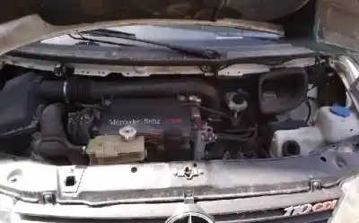 Véhicule à la ferraille mercedes-benz vito marco polo (638) 2.2 16v cdi turbodiesel cat de l'année 1999 alimenté 611980