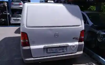 Véhicule à la ferraille mercedes-benz vito marco polo (638) 2.2 16v cdi turbodiesel cat de l'année 1999 alimenté 611980