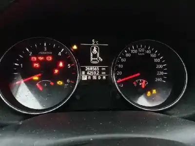 Véhicule à la ferraille nissan qashqai / qashqai +2 i (j10, nj10, jj10e) 2.0 dci de l'année 2012 alimenté m9r855
