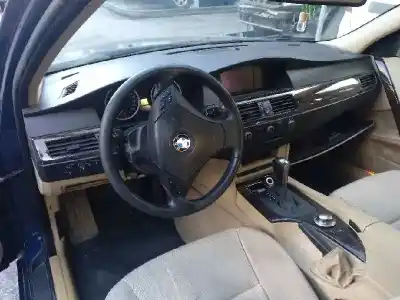 Veicolo di demolizione bmw serie 5 berlina (e60) 530i dell'anno 2004 alimentato 306s3