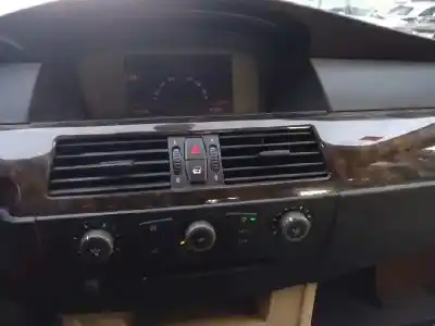 Veicolo di demolizione bmw serie 5 berlina (e60) 530i dell'anno 2004 alimentato 306s3