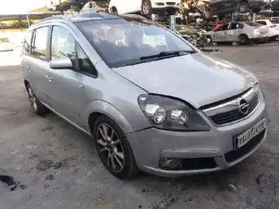 Veicolo di demolizione opel zafira b furgoneta/monovolumen (a05) 1.9 cdti van (m75) dell'anno 2005 alimentato z19dt