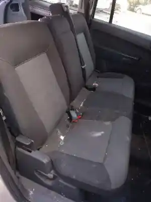 Veicolo di demolizione opel zafira b furgoneta/monovolumen (a05) 1.9 cdti van (m75) dell'anno 2005 alimentato z19dt
