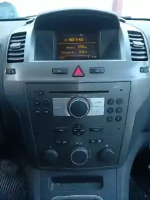 Veicolo di demolizione opel zafira b furgoneta/monovolumen (a05) 1.9 cdti van (m75) dell'anno 2005 alimentato z19dt