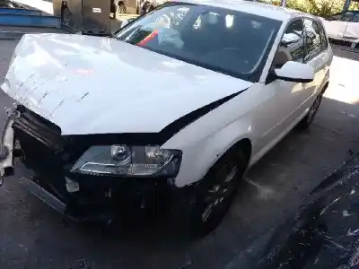 Veicolo di demolizione audi a3 sportback (8p) 1.6 tdi dell'anno 2012 alimentato cayc