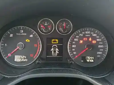 Veicolo di demolizione audi a3 sportback (8p) 1.6 tdi dell'anno 2012 alimentato cayc