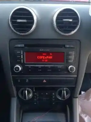 Veicolo di demolizione audi a3 sportback (8p) 1.6 tdi dell'anno 2012 alimentato cayc