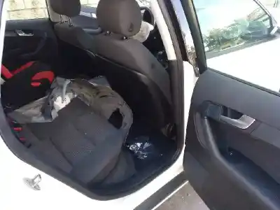 Veicolo di demolizione audi a3 sportback (8p) 1.6 tdi dell'anno 2012 alimentato cayc