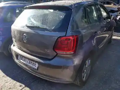 Vehículo de desguace volkswagen polo (6r1) 1.6 tdi dpf del año 2013 con motor cayc