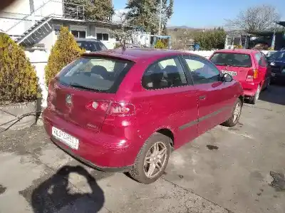 Veículo de Sucata seat ibiza (6k1) stella do ano 2004 alimentado bby