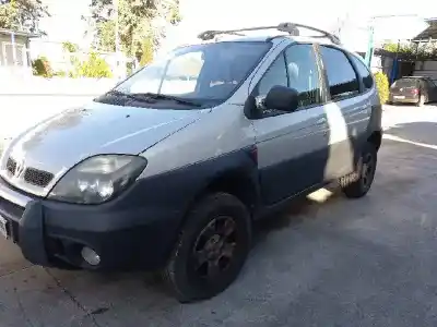 Scrapping Vehicle renault scenic (ja..) 1.9 dci authentique of the year 2002 powered f9q748