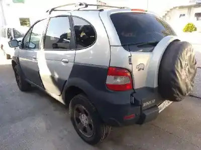 Scrapping Vehicle renault scenic (ja..) 1.9 dci authentique of the year 2002 powered f9q748