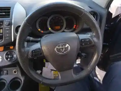 Здавання транспортного засобу toyota rav 4 iii (_a3_) 2.2 d (ala35_) року 2012 потужний 2adftv