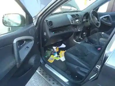 Здавання транспортного засобу toyota rav 4 iii (_a3_) 2.2 d (ala35_) року 2012 потужний 2adftv