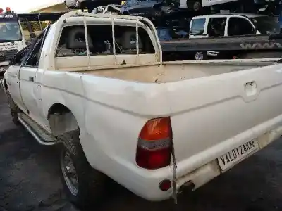 Veicolo di demolizione mitsubishi l 200 (k6/7) 2.5 turbodiesel dell'anno 2000 alimentato 4d56