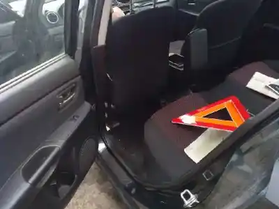 Vehicul casat mazda 3 sedán (bk) 1.6 (bk12) al anului 2005 alimentat z6