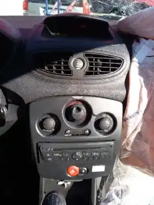 Утилизация автомобиля renault clio iii (br0/1, cr0/1) 1.2 16v (br02 br0j br11 cr02 cr0j cr11) года 2014 питание d4f740