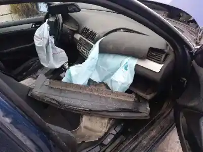 Veicolo di demolizione bmw serie 3 berlina (e46) 320d dell'anno 2004 alimentato 204d4