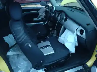 Здавання транспортного засобу mini mini (r50, r53) one d року 2003 потужний 1nd