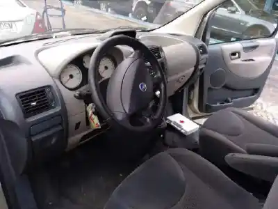 Здавання транспортного засобу fiat scudo autobús (270_, 272_) 2.0 d multijet року 2007 потужний rhk