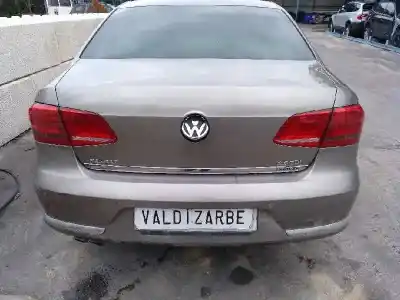 Здавання транспортного засобу volkswagen passat lim. (362) 2.0 tdi року 2013 потужний cffb