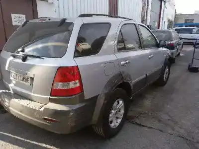 Véhicule à la ferraille kia sorento i (jc) 2.5 crdi de l'année 2005 alimenté d4cb