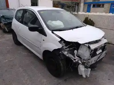Scrapping Vehicle RENAULT TWINGO 1.5 dCi Diesel FAP of the year 2012 powered K9K820