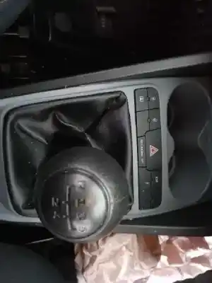 Sloopvoertuig seat ibiza (6j5) reference van het jaar 2013 aangedreven cayb