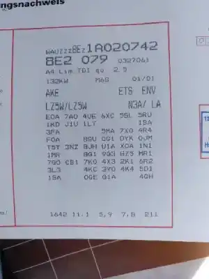 Veicolo di demolizione audi a4 berlina (8e) 2.5 v6 24v tdi dell'anno 2001 alimentato ake