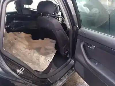 Veículo de Sucata audi a4 berlina (8e) 1.9 tdi (96kw) do ano 2004 alimentado avf