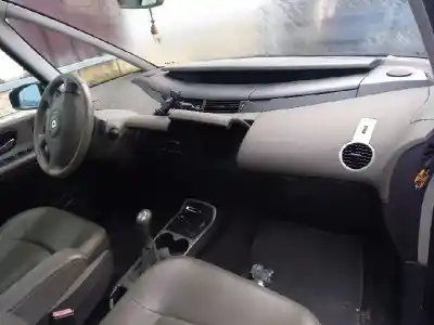 Scrapping Vehicle renault espace iv (jk0) grand espace initiale of the year 2005 powered p9x701